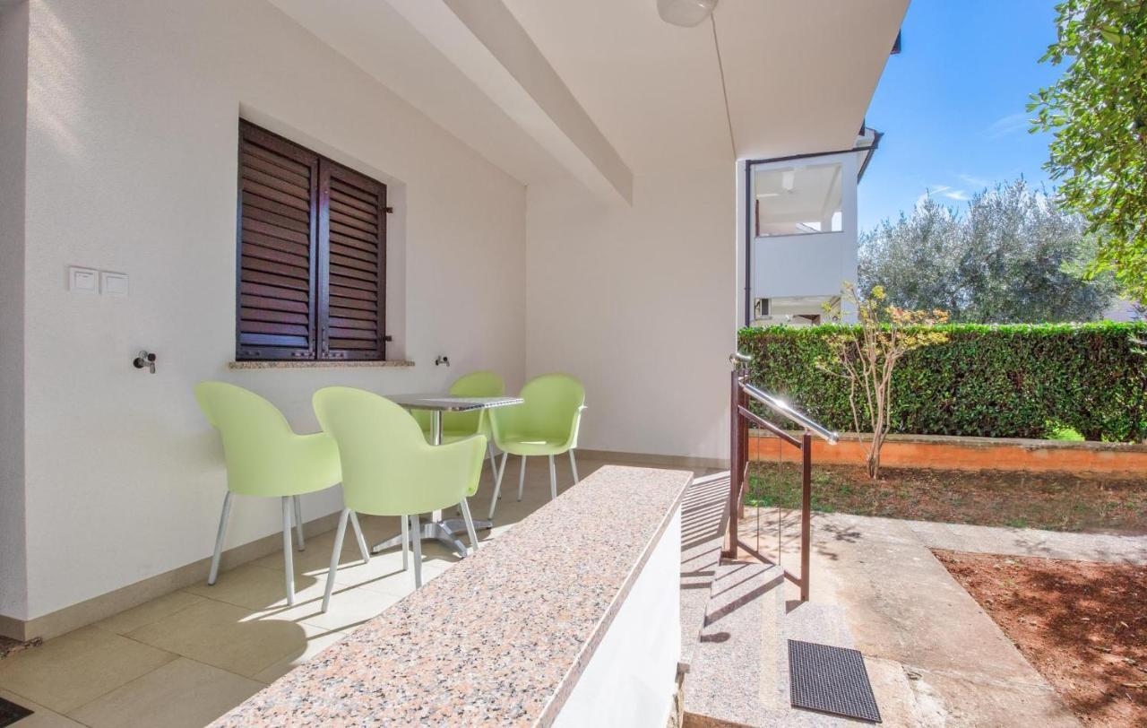 Apartment Mirko Porec