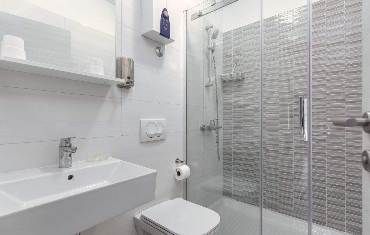 Apartment Mirko Porec